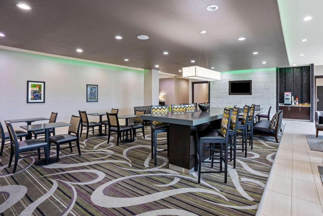 Hotel La Quinta By Wyndham College Station South Zewnętrze zdjęcie