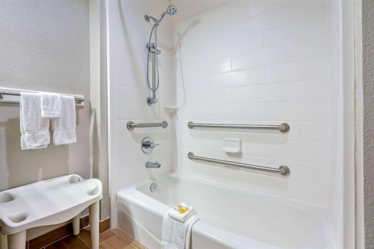 Hotel La Quinta By Wyndham College Station South Zewnętrze zdjęcie