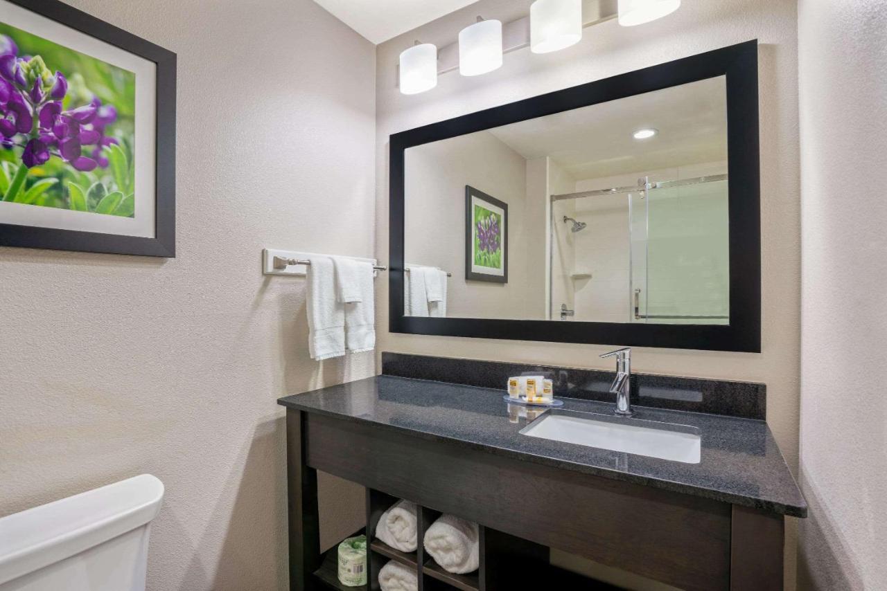 Hotel La Quinta By Wyndham College Station South Zewnętrze zdjęcie